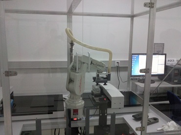 ColorScout&nbsp;A+'s combined with a roboter at Volkswagen - Click to enlarge